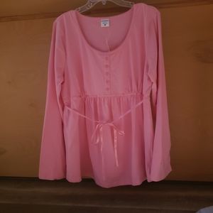 Motherhood nwt size xl shirt